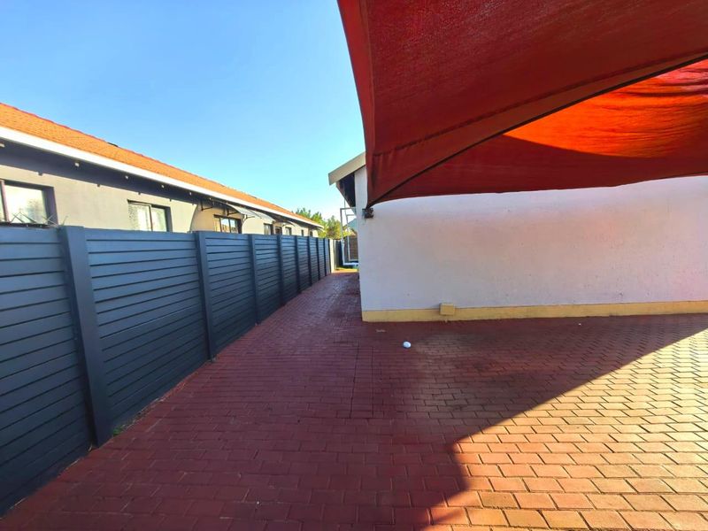 Modern house for sale - Photo 6