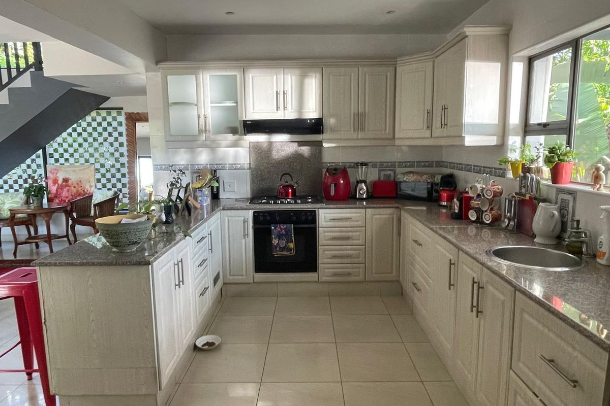 Beautiful House for Rental in Palm Lakes. - Photo 3