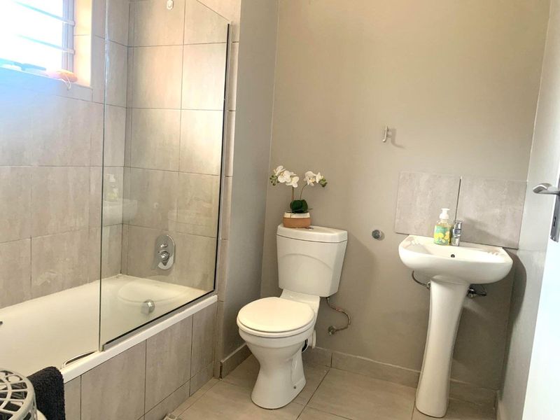 PERFECT BLEND OF AFFORDABILITY, COMFORT AND SECURITY. - Photo 8