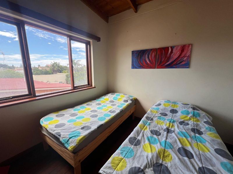 FOR SALE: 3 BEDROOM HOUSE WITH FLAT FOR SALE IN VINETA, SWAKOPMUND, NAMIBIA - Photo 10
