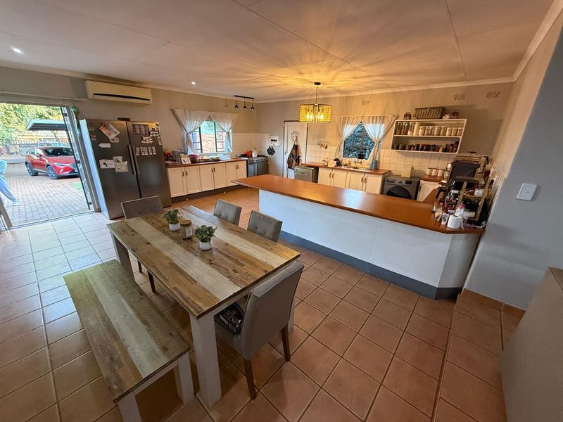 3 Bed, 2.5 Bathroom House in Waverley - Photo 10