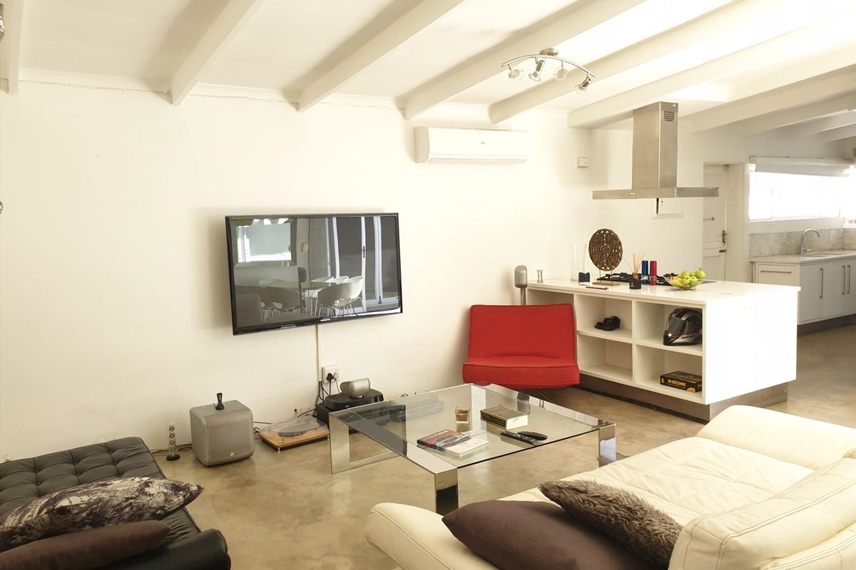 3 BEDROOM HOUSE FOR SALE IN NORWOOD - Photo 3