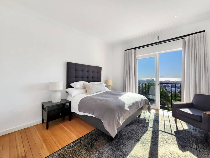 Old World Charm meets Modern Elegance - Photo 10