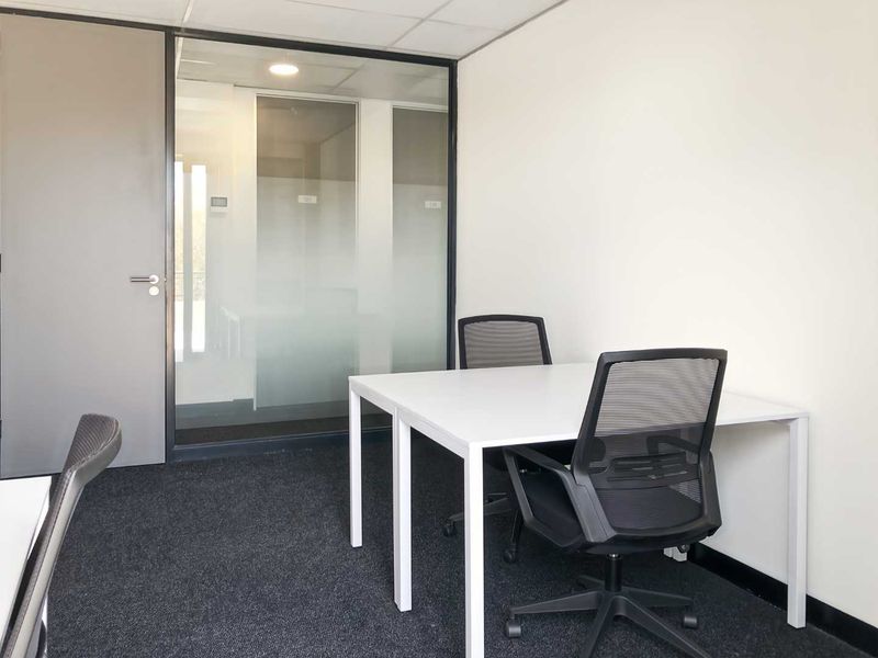 All-inclusive access to office in Regus Links Office Park - Photo 3