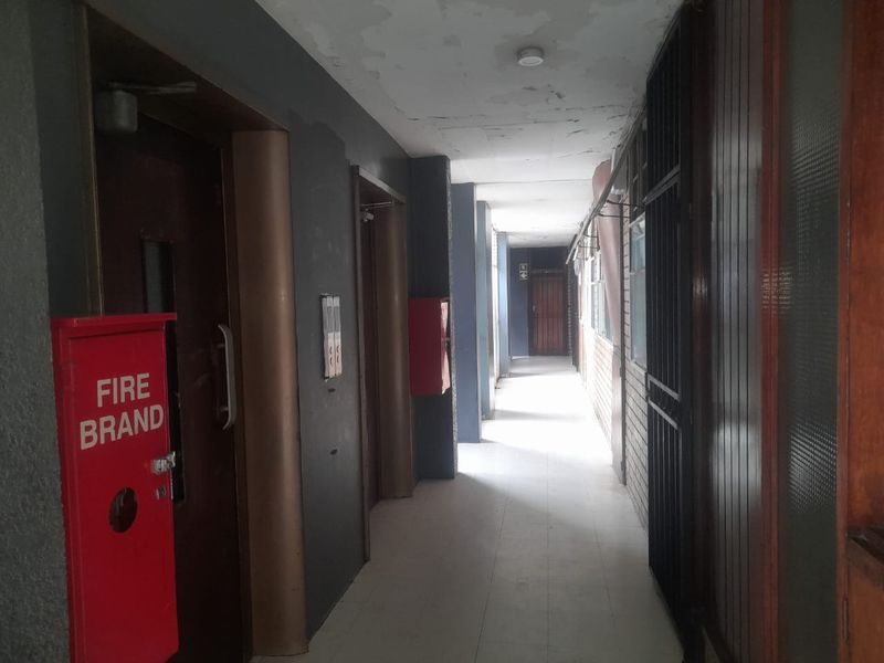 One Bedroom Apartment for sale in Faymore. - Photo 3