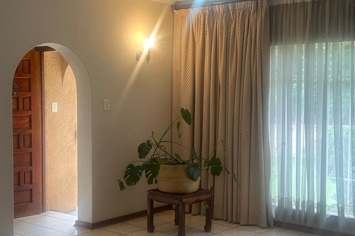 Great appeal just like the name of this street. Home sweet home - Photo 5