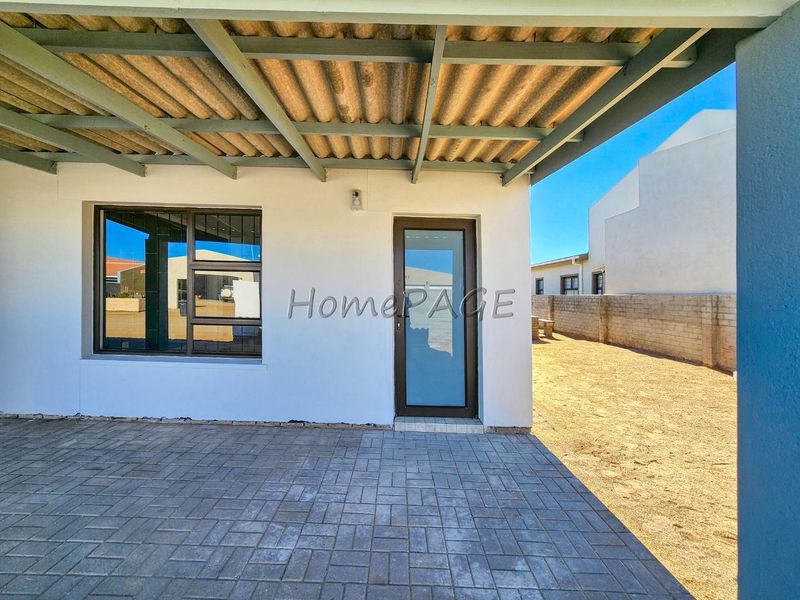 Ext 10, Henties Bay:  Newly renovated 3 Bedr home on the south dune - Photo 7