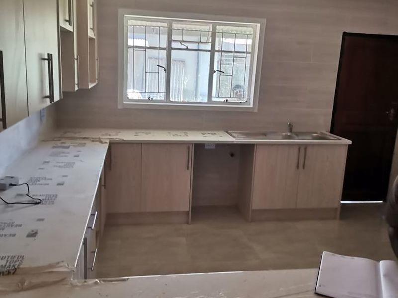 3 Bedroom House For Sale in Vanderbijlpark CE 1 - Photo 9