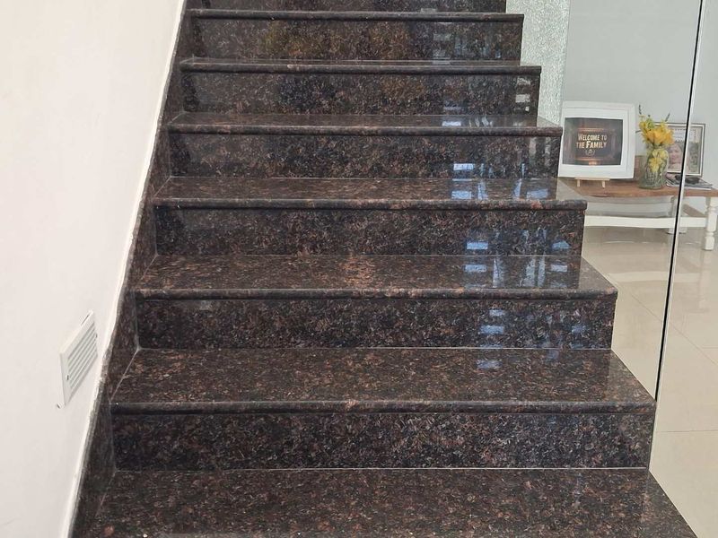 Elegant Double Storey House in Auasblick - Photo 6