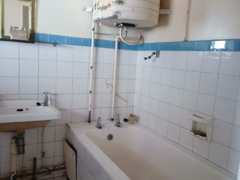 Calling first time buyers and investors!!! - Photo 10