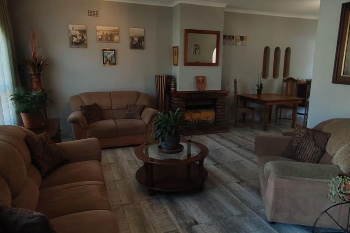 3 Bedroom House  with Flatlet For Sale George South - Photo 4