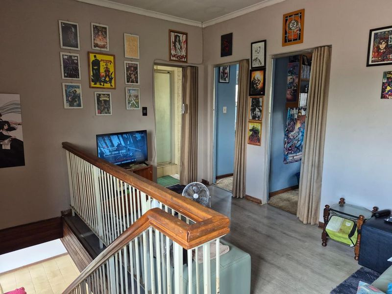 Huge Family Home in a Prime Location for Sale - Photo 9