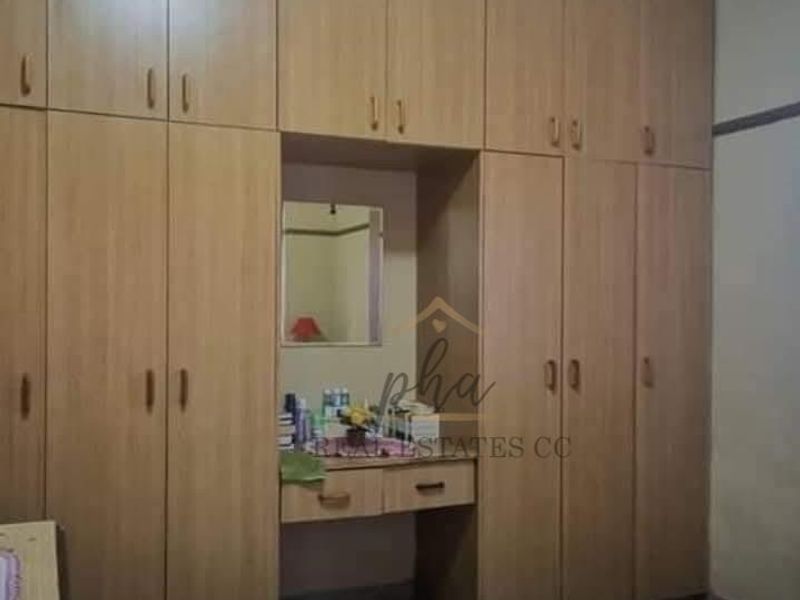 3 Bedr home with 2 flats for sale in Walvis Bay - Photo 9