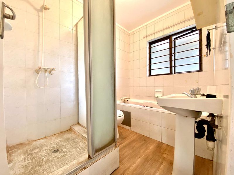 AFFORDABLE 1 BEDROOM APARTMENT IN MORNINGSIDE - Photo 10