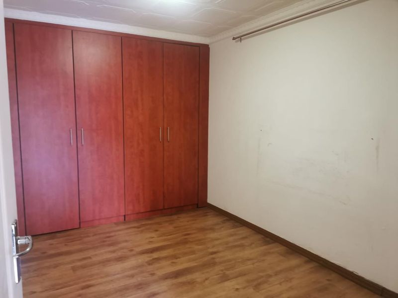 Ground Floor Apartment to Rent in New Redruth - Photo 9
