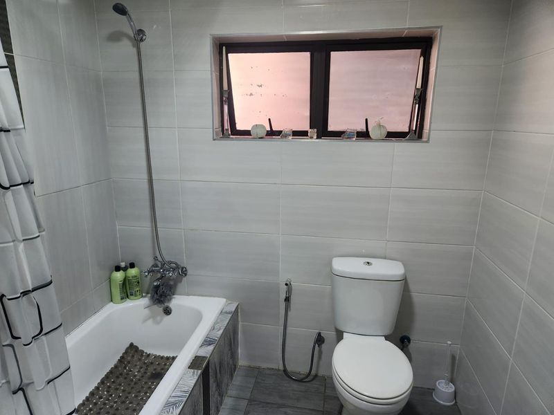 4 Bedroom House for Sale in Evans Park Johannesburg - Photo 10