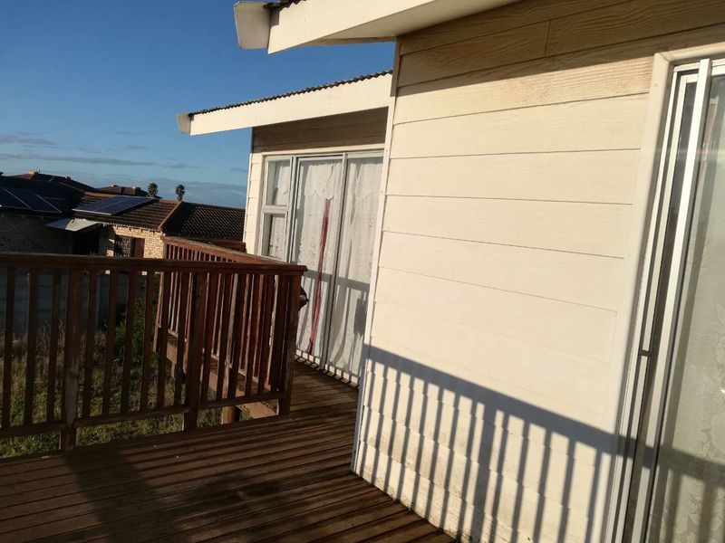 Hidden gem waiting for your personal touch - Photo 2