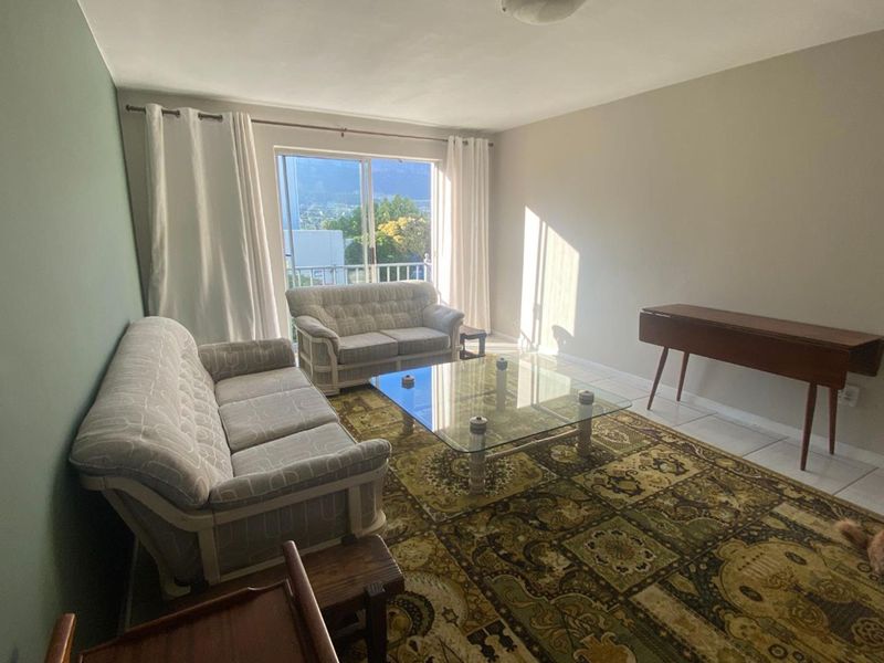 2 bedroom Modern Apartment in HOUT BAY - Photo 2