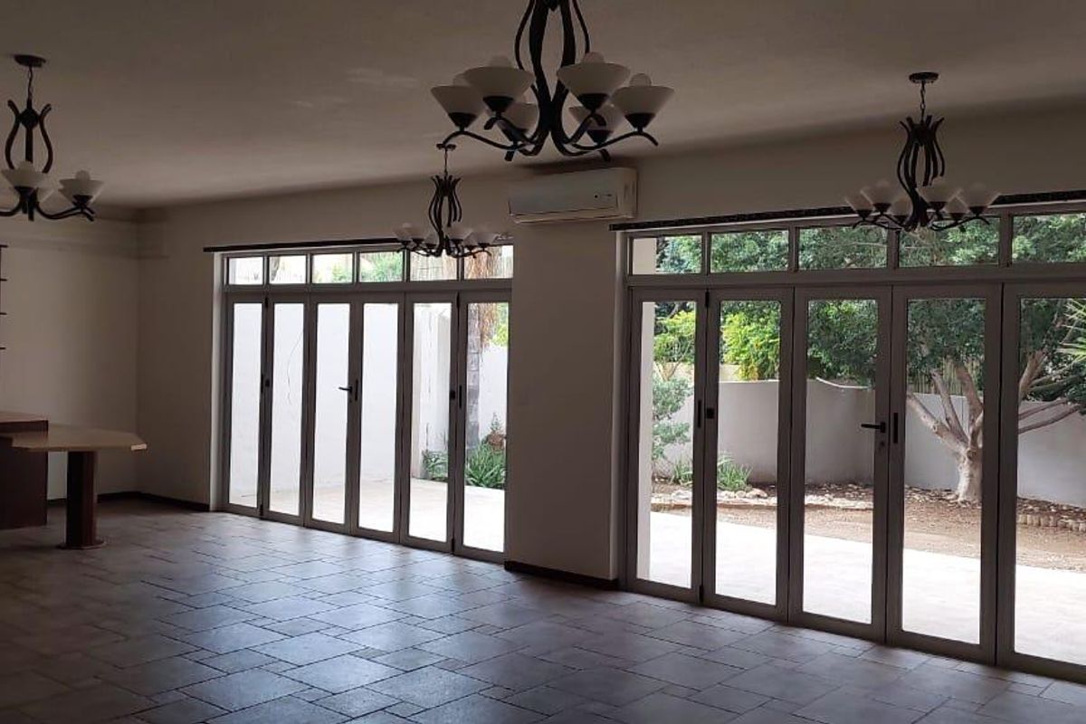 Townhouse for Sale in Eros Park - Photo 2