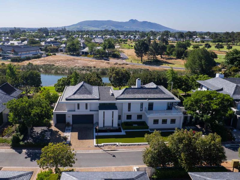 Unique Four-Bedroom Masterpiece on the Second Fairway on Pearl Valley Golf and Country Estate - Photo 2