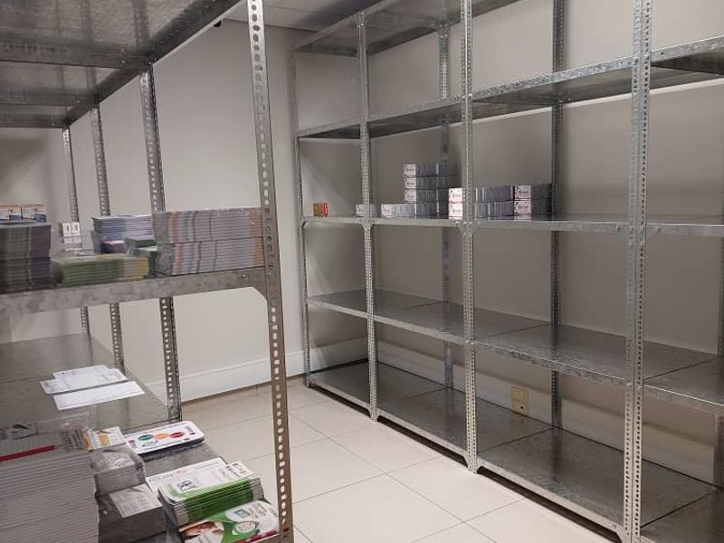 Central Office Space: Perfect for Investors & Entrepreneurs - Photo 10