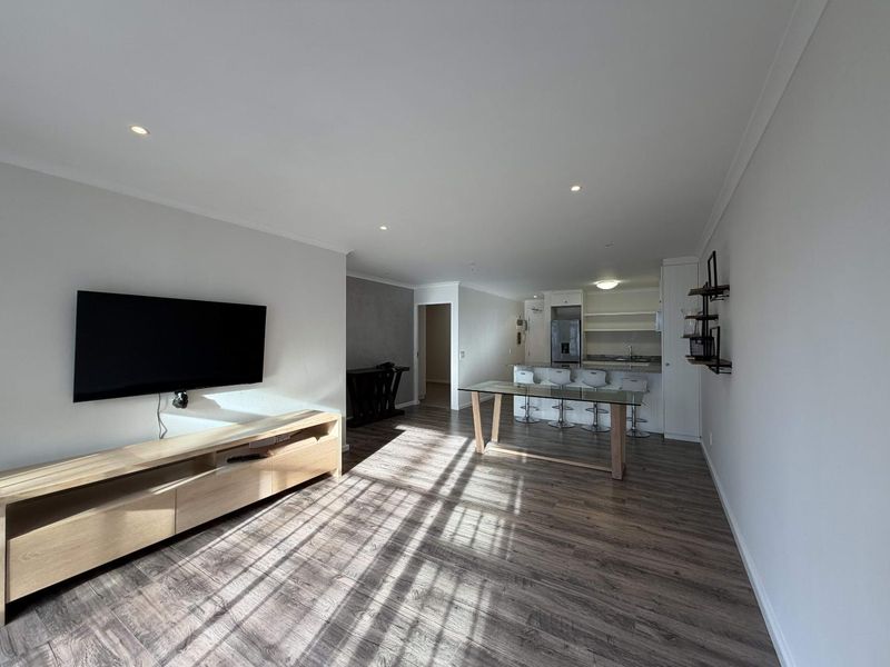 Light, Space and Lifestyle in the Heart of Claremont - Photo 2