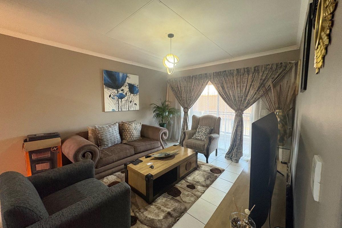 2 Bedroom Home in Parklands Estate - Photo 2