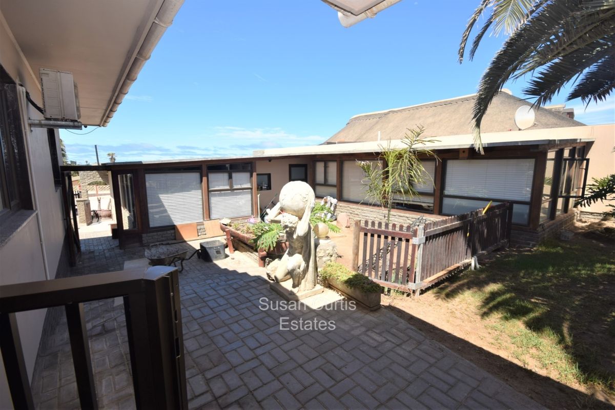 GOLDEN OLDY - EXCLUSIVE SOLE MANDATE!! - Photo 2