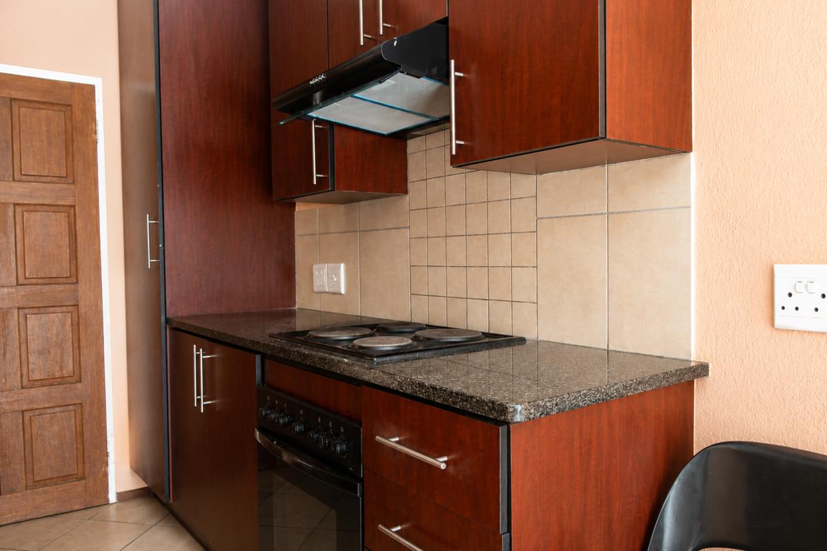 Modern Comfort Awaits in Secure Ground Floor Unit! - Photo 4