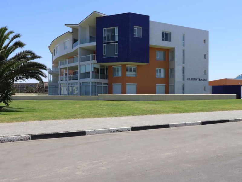 Luxury Sea View Penthouse for Sale in Swakopmund, Namibia – Prime Beachfront Location - Photo 2