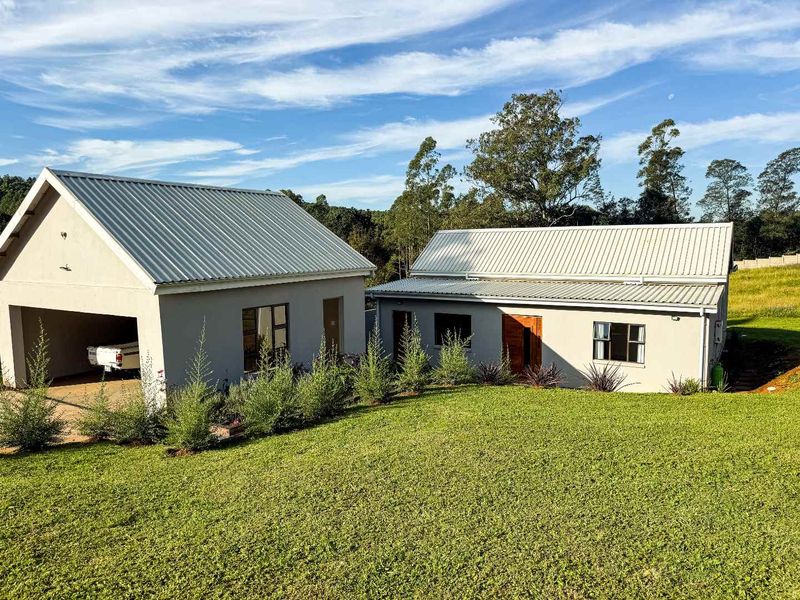 Move-In Ready Home with Modern Charm, Hilton - Photo 2