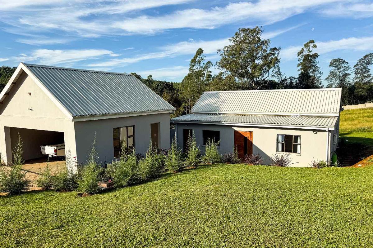 Move-In Ready Home with Modern Charm, Hilton - Photo 2