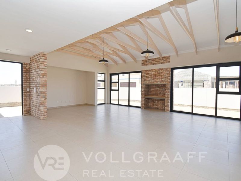 3-Bedroom Home in Kramersdorf - Photo 4