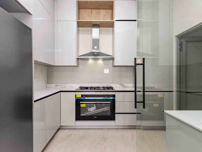 Unrivaled Luxury Awaits: A Masterpiece on De Wet Rd - Photo 2