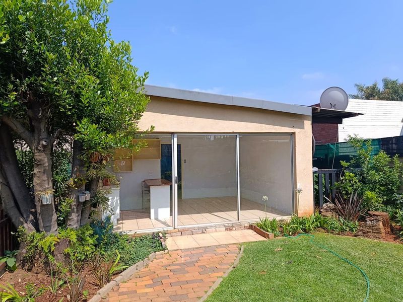 For Sale – Investment Opportunity in Rhodesfield, Kempton Park - Photo 6