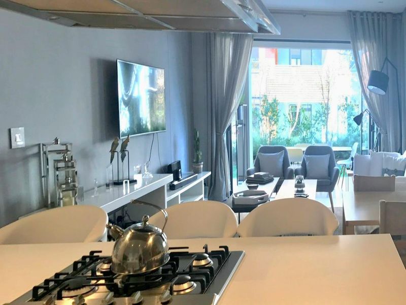 2 Bed, 2 Bath Designer Apartment – Steyn City (Furnished) - Photo 7