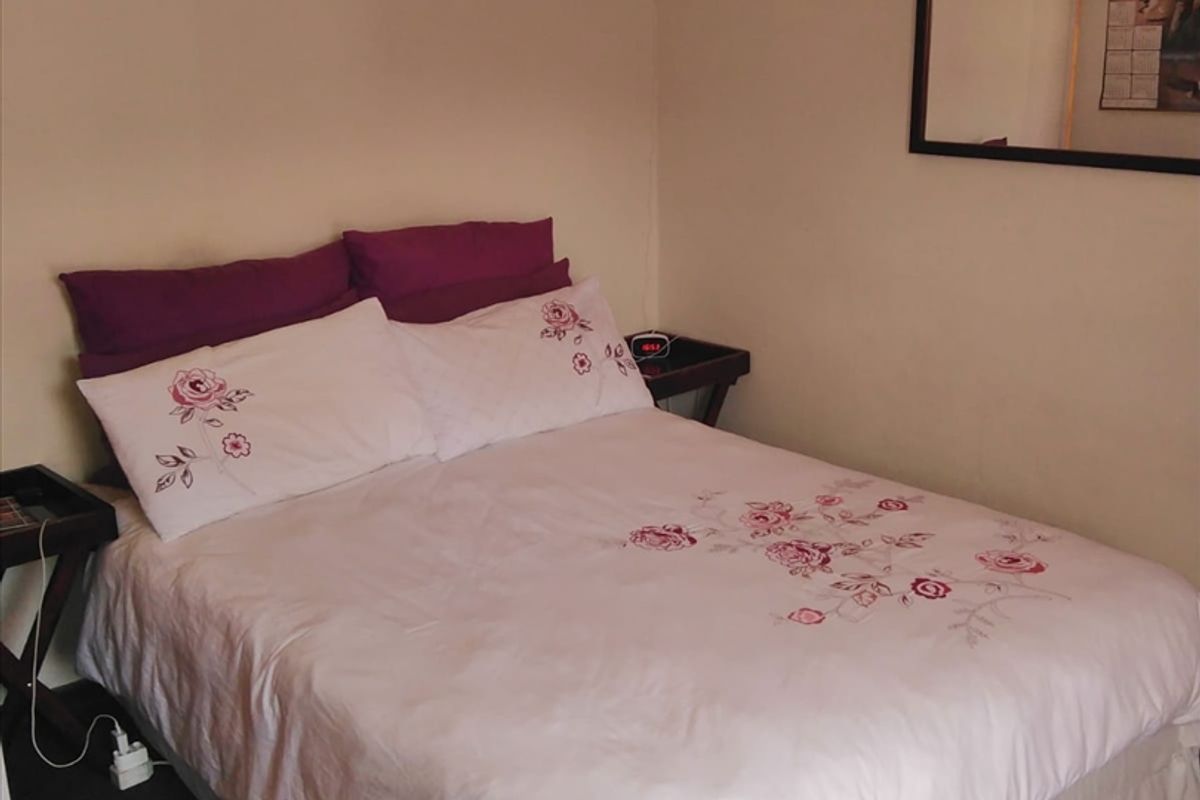 2 Bedroom Townhouse in Newton Park - Photo 4