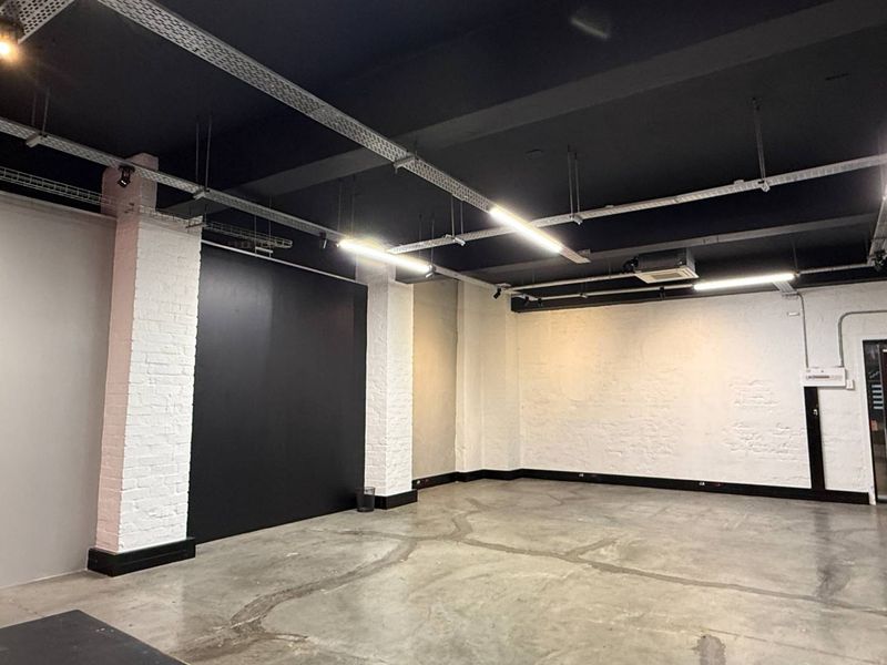 177m2 retail/office space to let on Dorp Street - Photo 7
