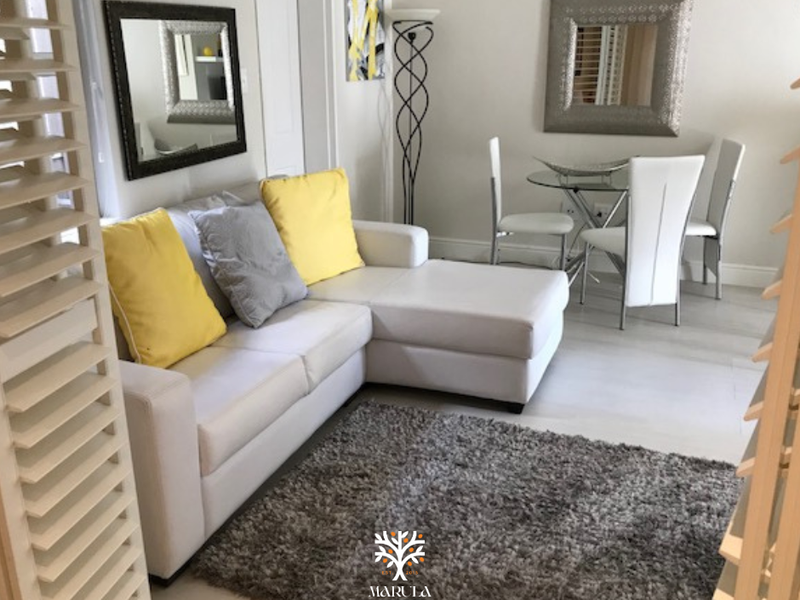 Exquisite 4-Bedroom Home with Entertainment Flair | N$9 200 000.00 - Photo 6