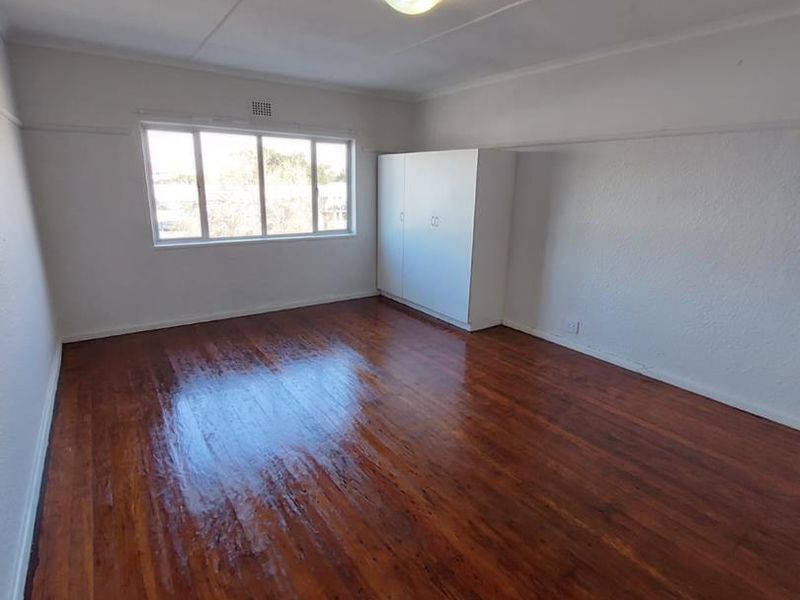 Bachelor Apartment for Rent in Mowbray - Photo 9