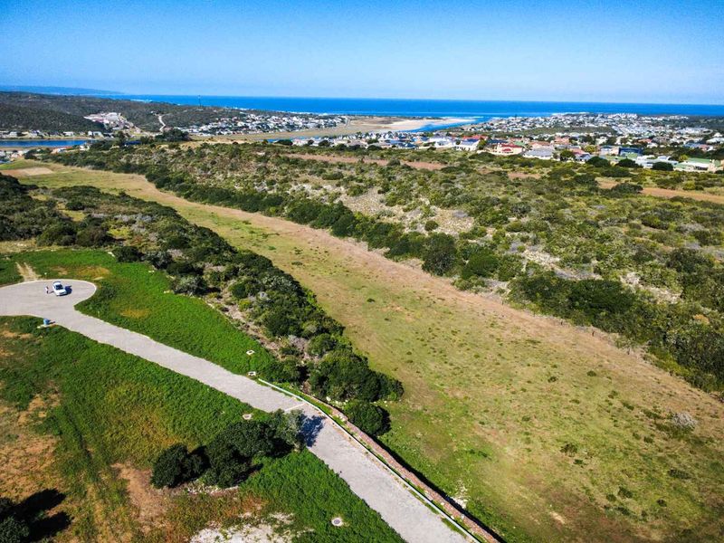 Exquisite stand for sale in Stilbaai-Wes. - Photo 4