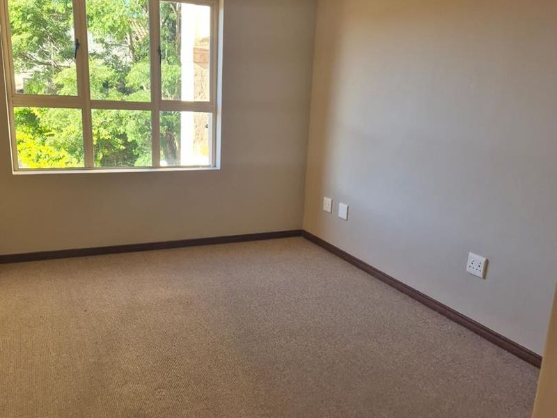 2 Bedrooms 2 Bathrooms and 2 Garages - Photo 10