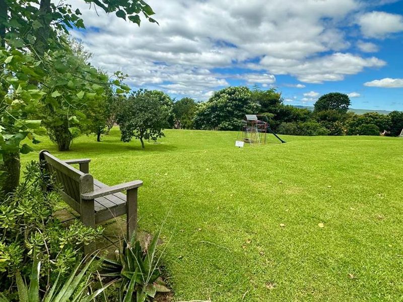 Move-In Ready 3-Bedroom Home with Enclosed Patio & Scenic Views in Eagle Ridge Estate, Howick. - Photo 10