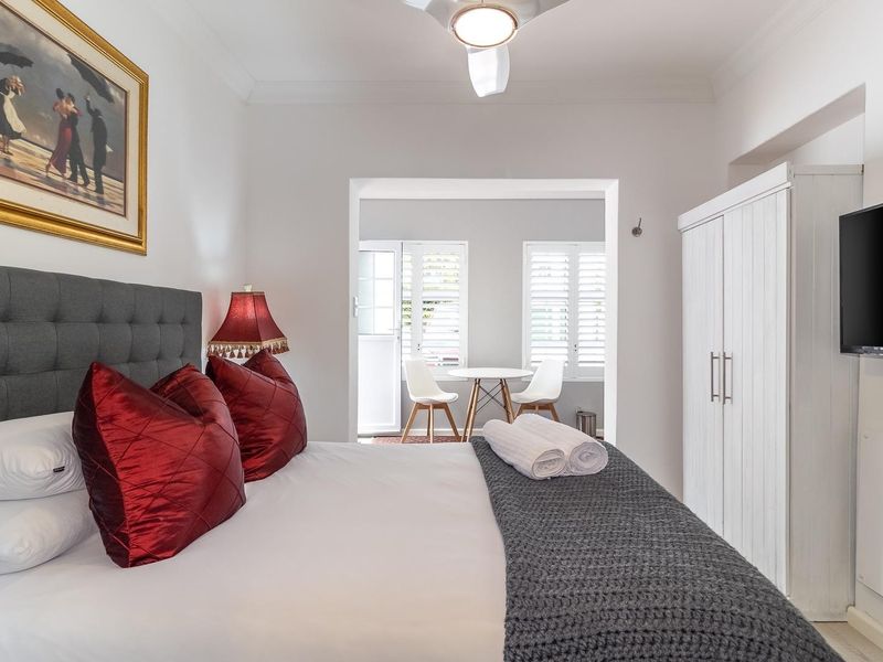 Bachelor's flat in Eden - Photo 8