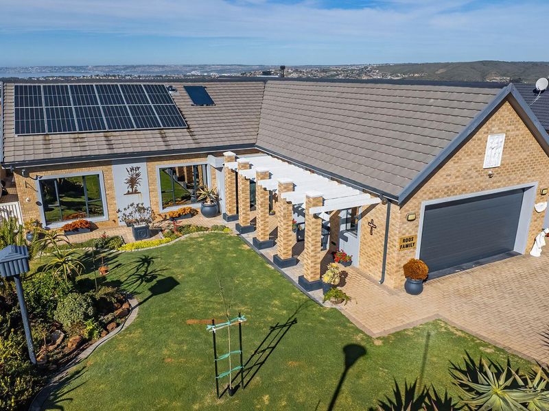 Elegant single-level home in prestigious Monte Christo Eco Estate - Photo 2