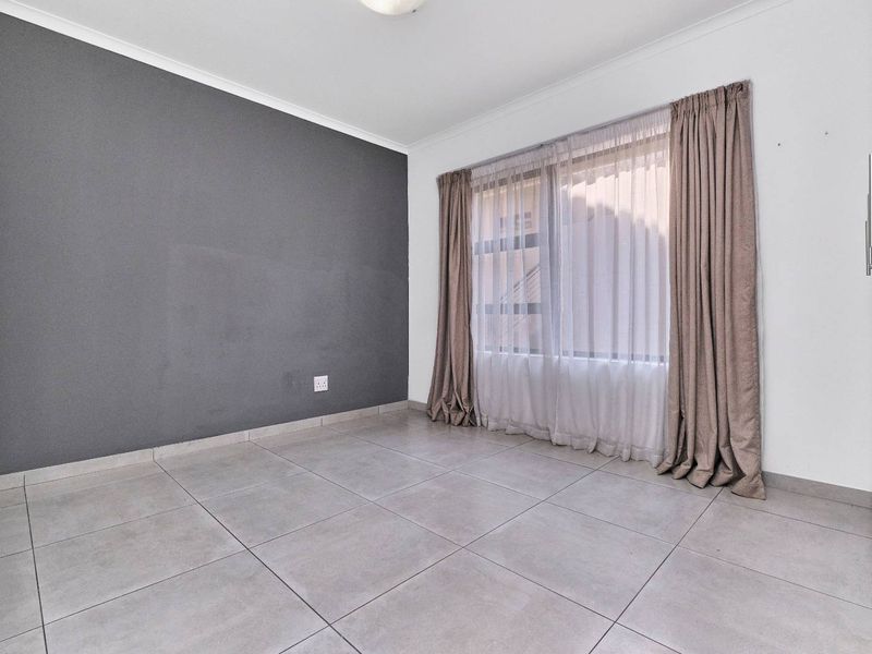 Modern Urban Living - Photo 10