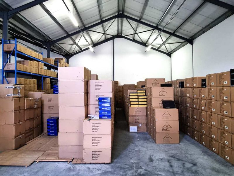 Double Volume Warehouse with Offices - Photo 2