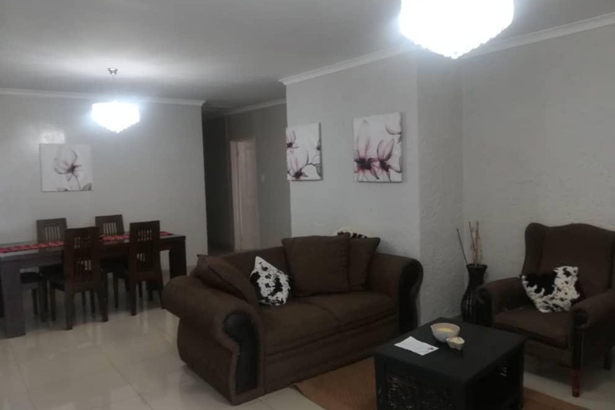 Okahandja- For Sale Neat 3 Bedroom House - Photo 5