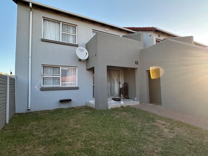 Property #2388535, Apartment Pending Sale in Vorna Valley