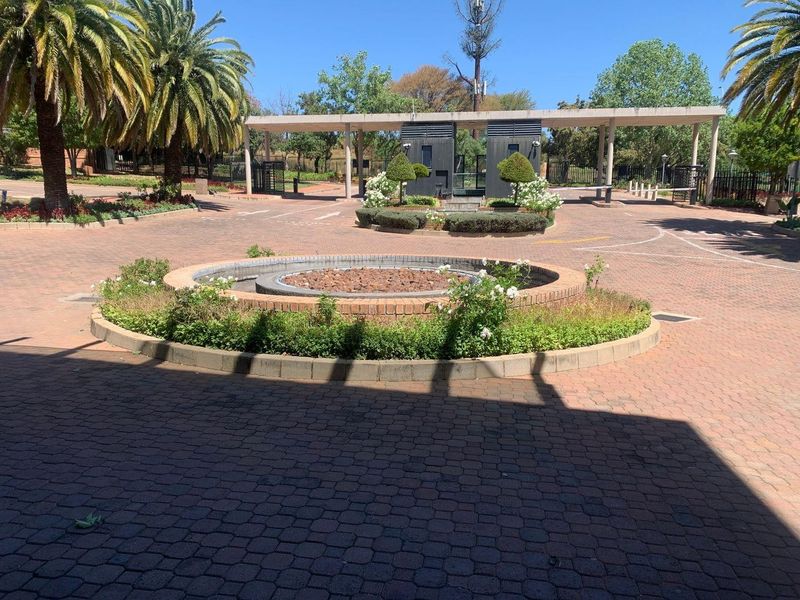 1 195m2 Woodmead Office To Let - Photo 10